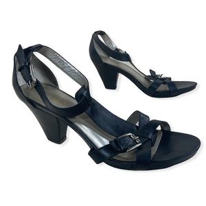 Me Too Daunt Black Leather Adjustable T-Strap Cone Heel Sandal Pumps Size 9.5